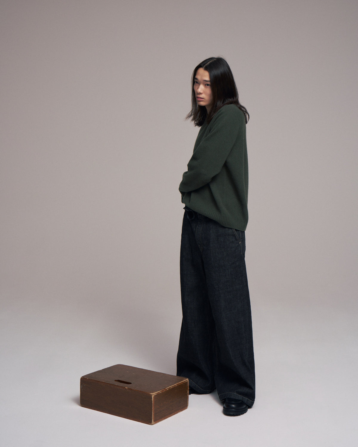 10月中発送予定 superNova. Wholegarment knit sweater - Wool & cashmere & silk / Olive