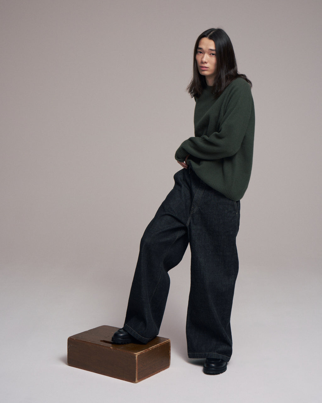 10月中発送予定 superNova. Wholegarment knit sweater - Wool & cashmere & silk / Olive