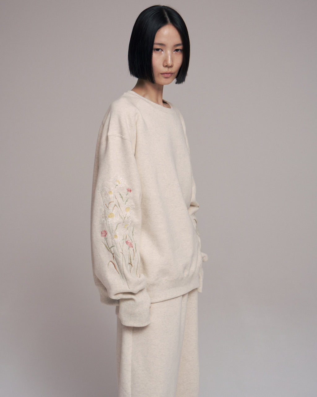 superNova. Embroidery crew sweat / Oatmeal