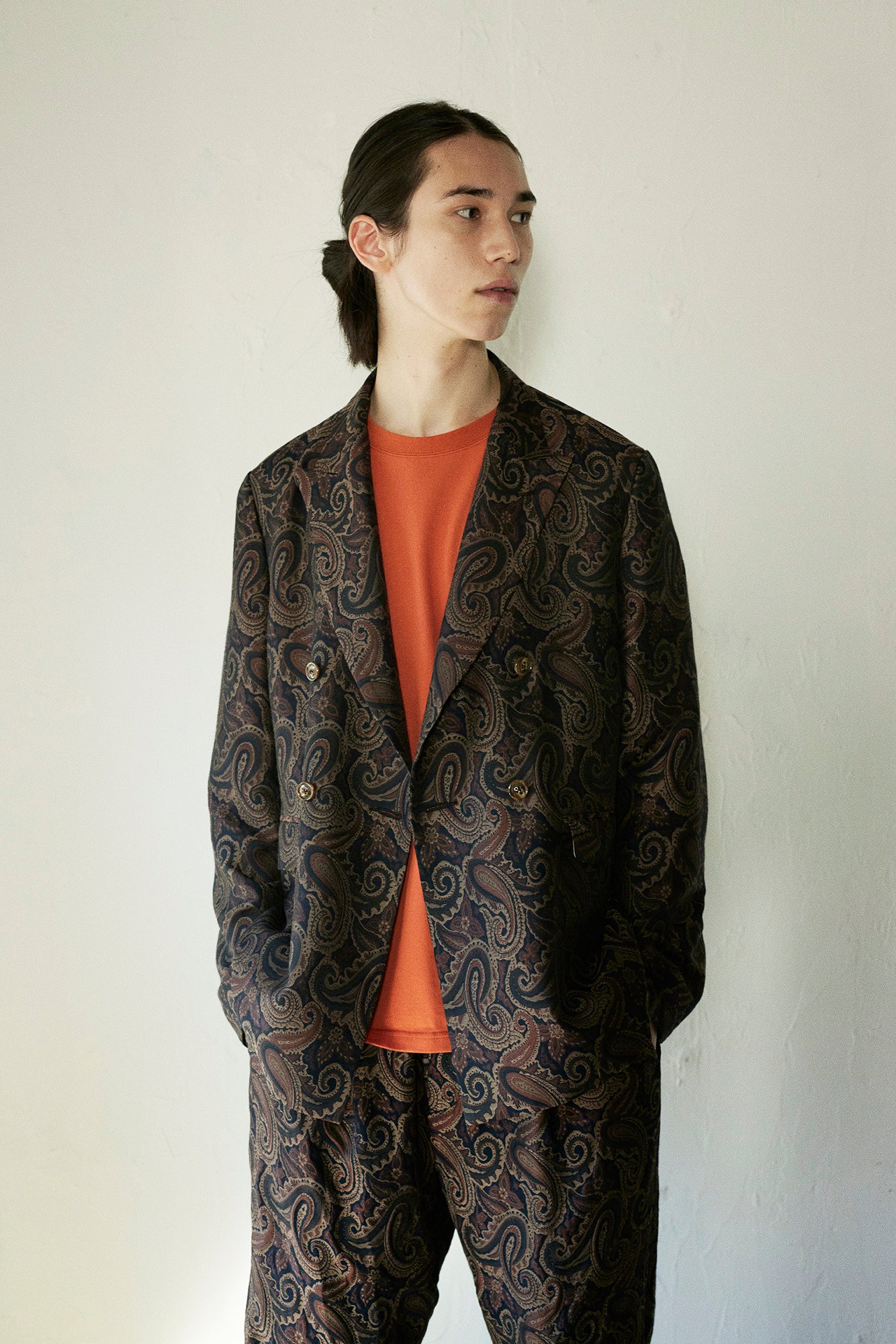 superNova. Double tailored jacket - Paisley jacquard / Beige x Brown