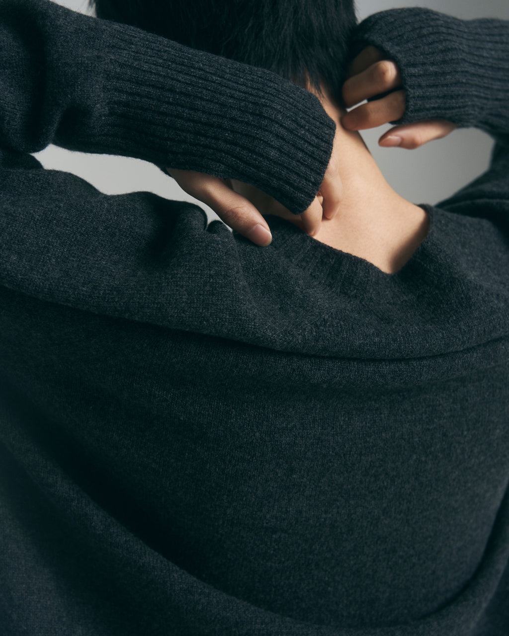 10月中発送予定 superNova. Wholegarment knit sweater - Wool & cashmere & silk / Charcoal