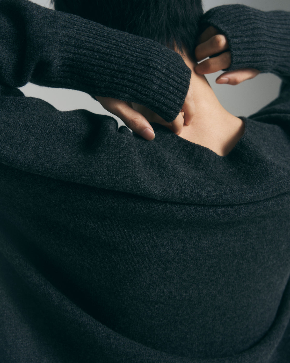 10月中発送予定 superNova. Wholegarment knit sweater - Wool & cashmere & silk / Charcoal