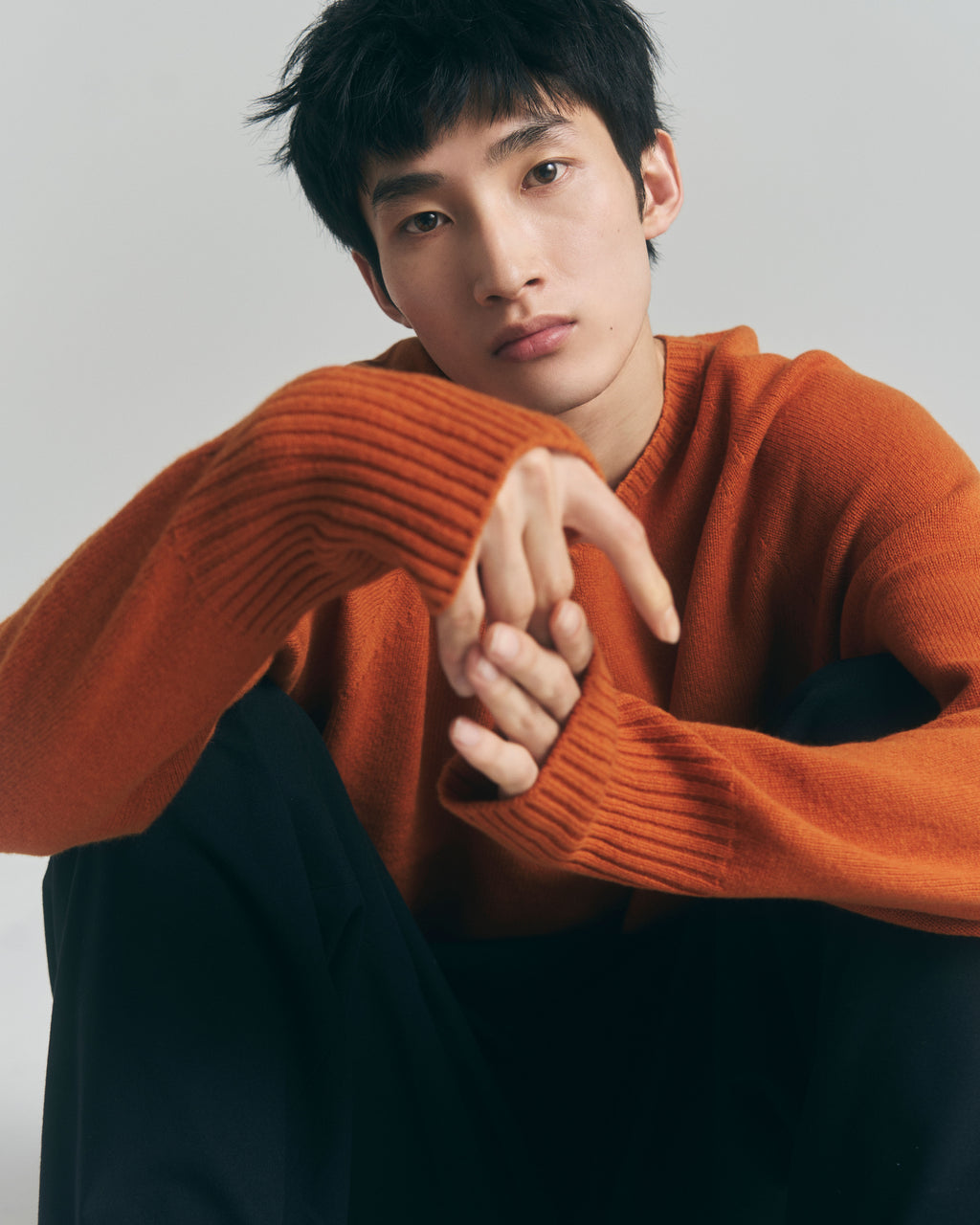 10月中発送予定 superNova. Whole Garment V-Neck – Super Fine Merino / Orange