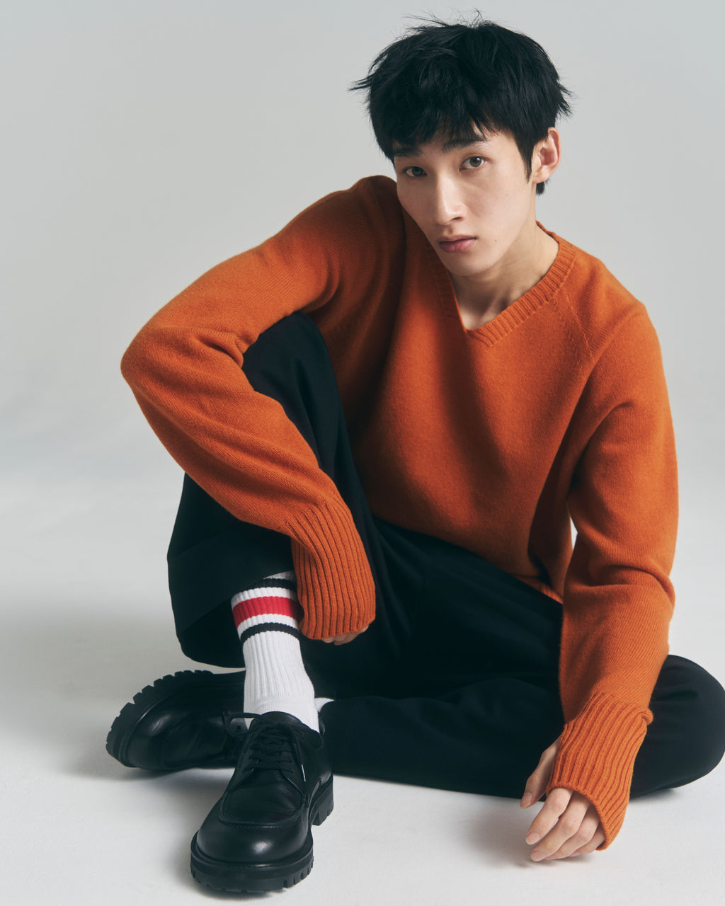 10月中発送予定 superNova. Whole Garment V-Neck – Super Fine Merino / Orange