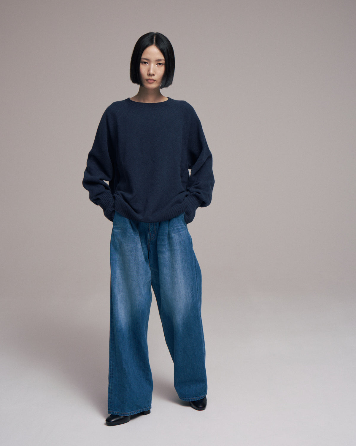10月中発送予定 superNova. Wholegarment knit sweater - Wool & cashmere & silk / Navy