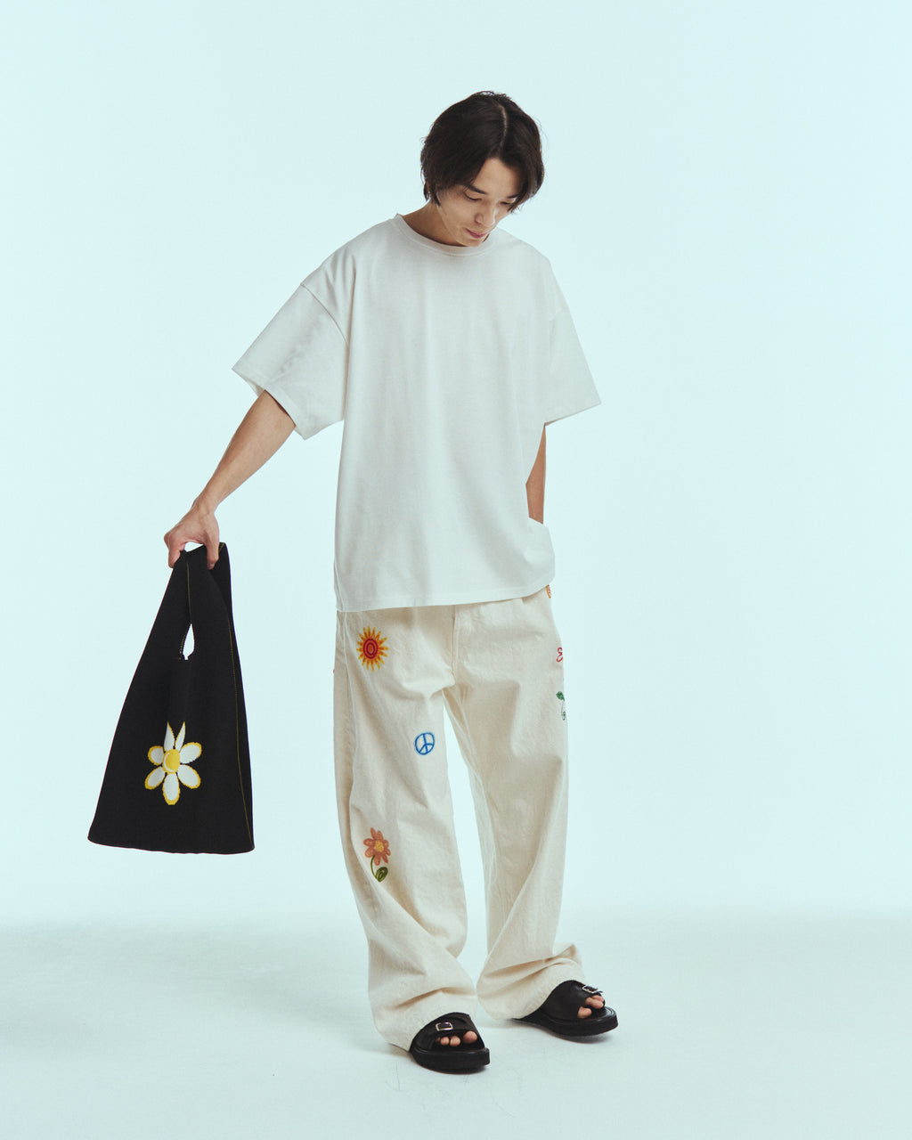 superNova. Embroidered wide selvedge jeans / Natural