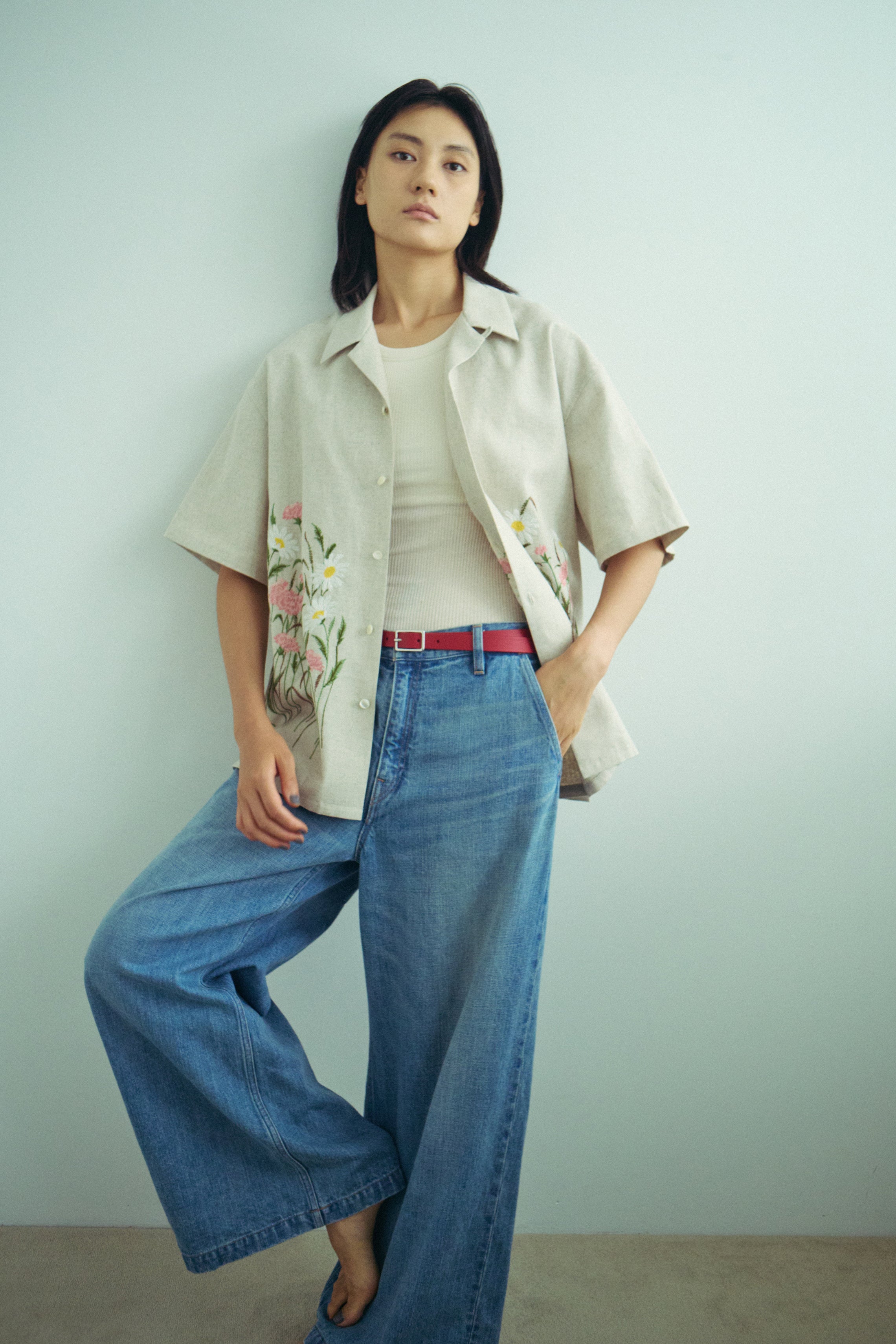 superNova. Aloha shirt - Flower garden embroidery / Natural
