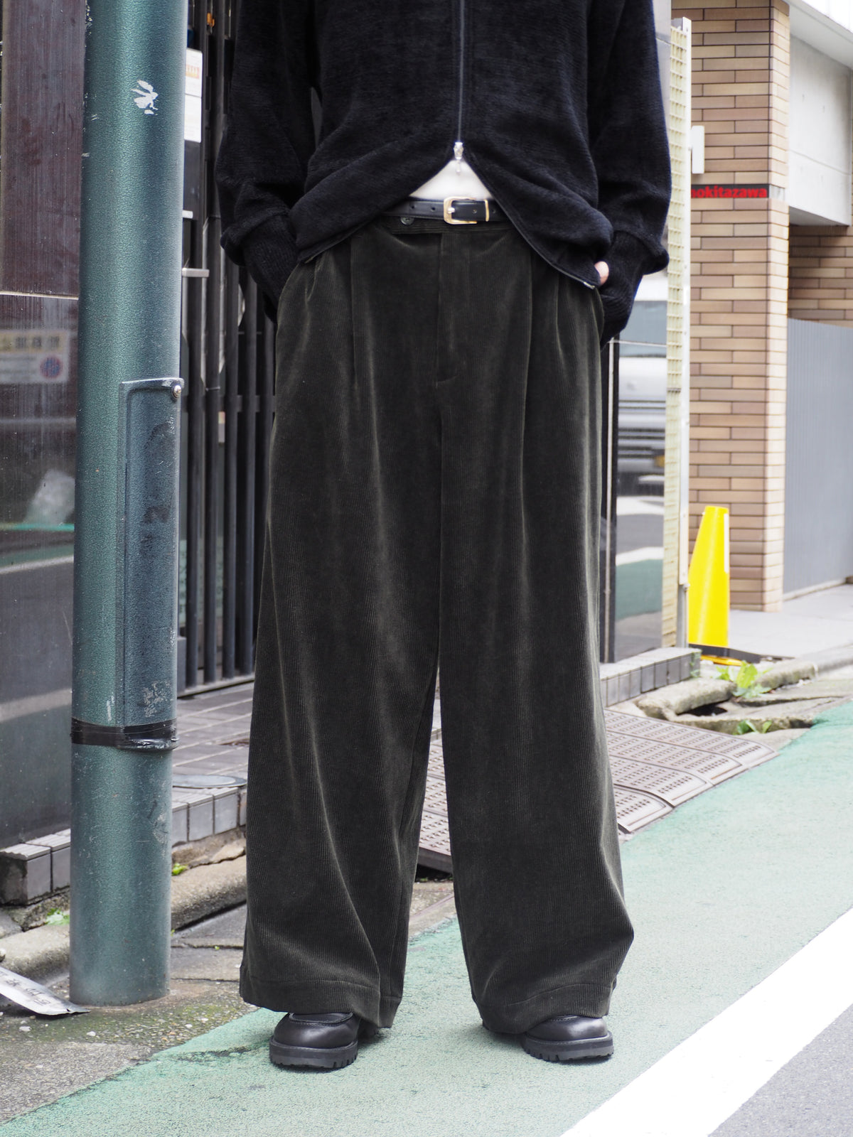 superNova. Corduroy Baggy Utility Trousers / Green