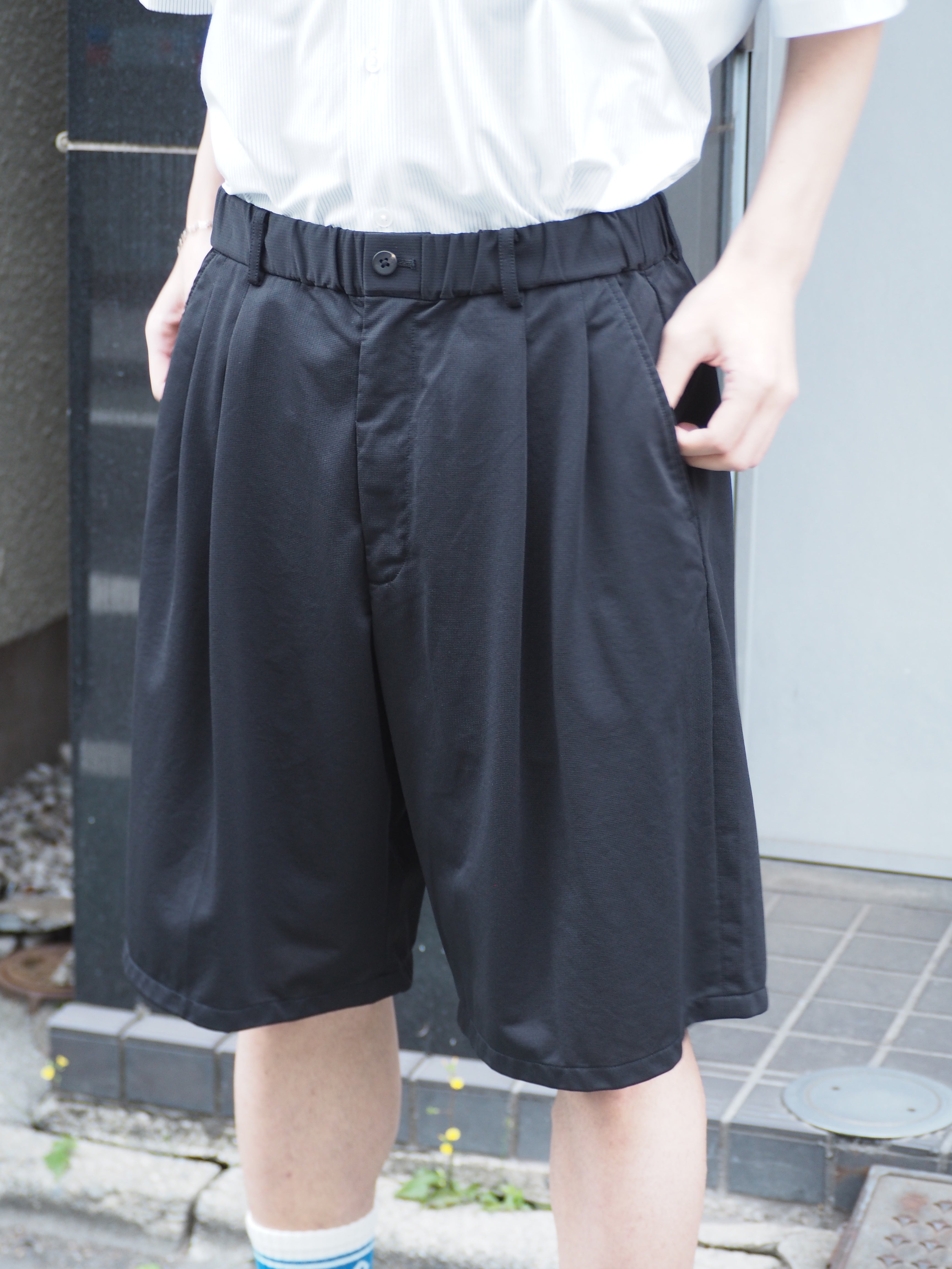 KANEMASA PHIL. 36G Nylon Tuck Easy Shorts/ Black