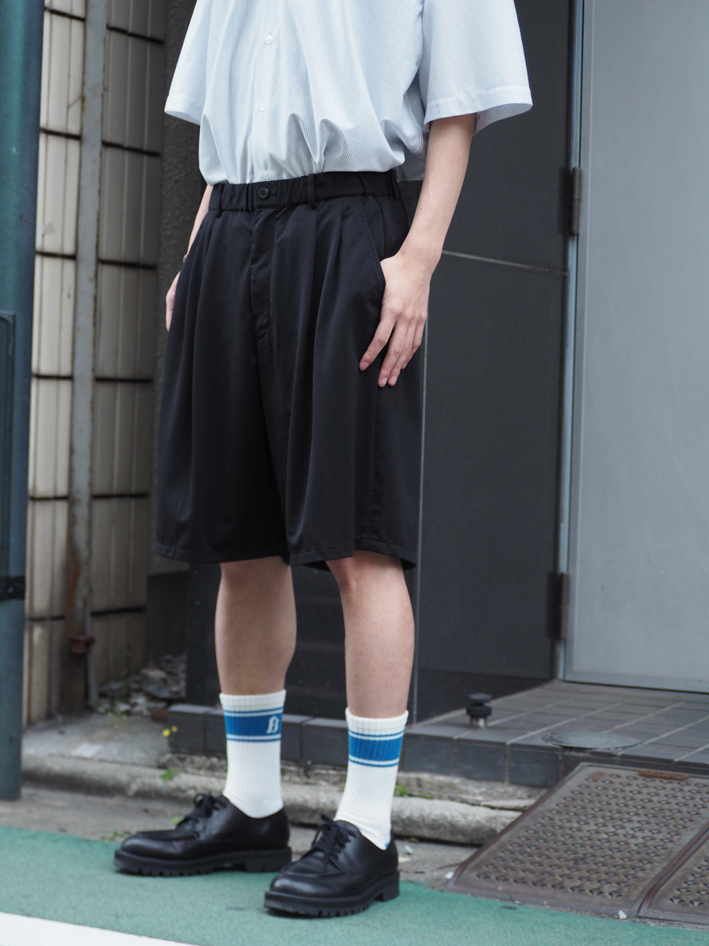 KANEMASA PHIL. 36G Nylon Tuck Easy Shorts/ Black