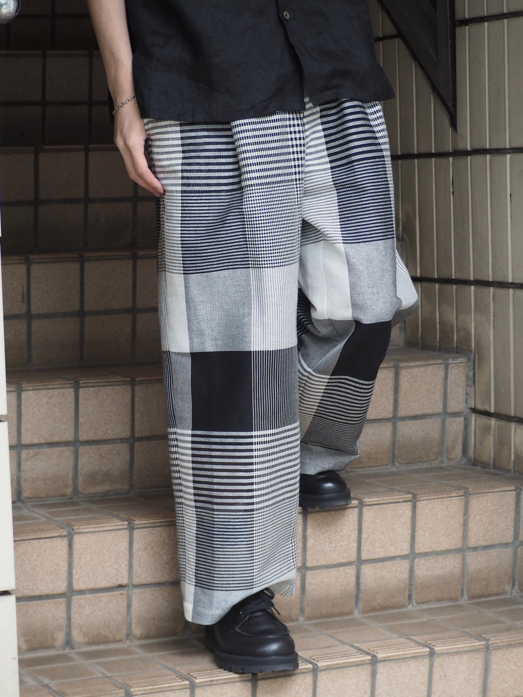 superNova. Mesh pants - Check / Black