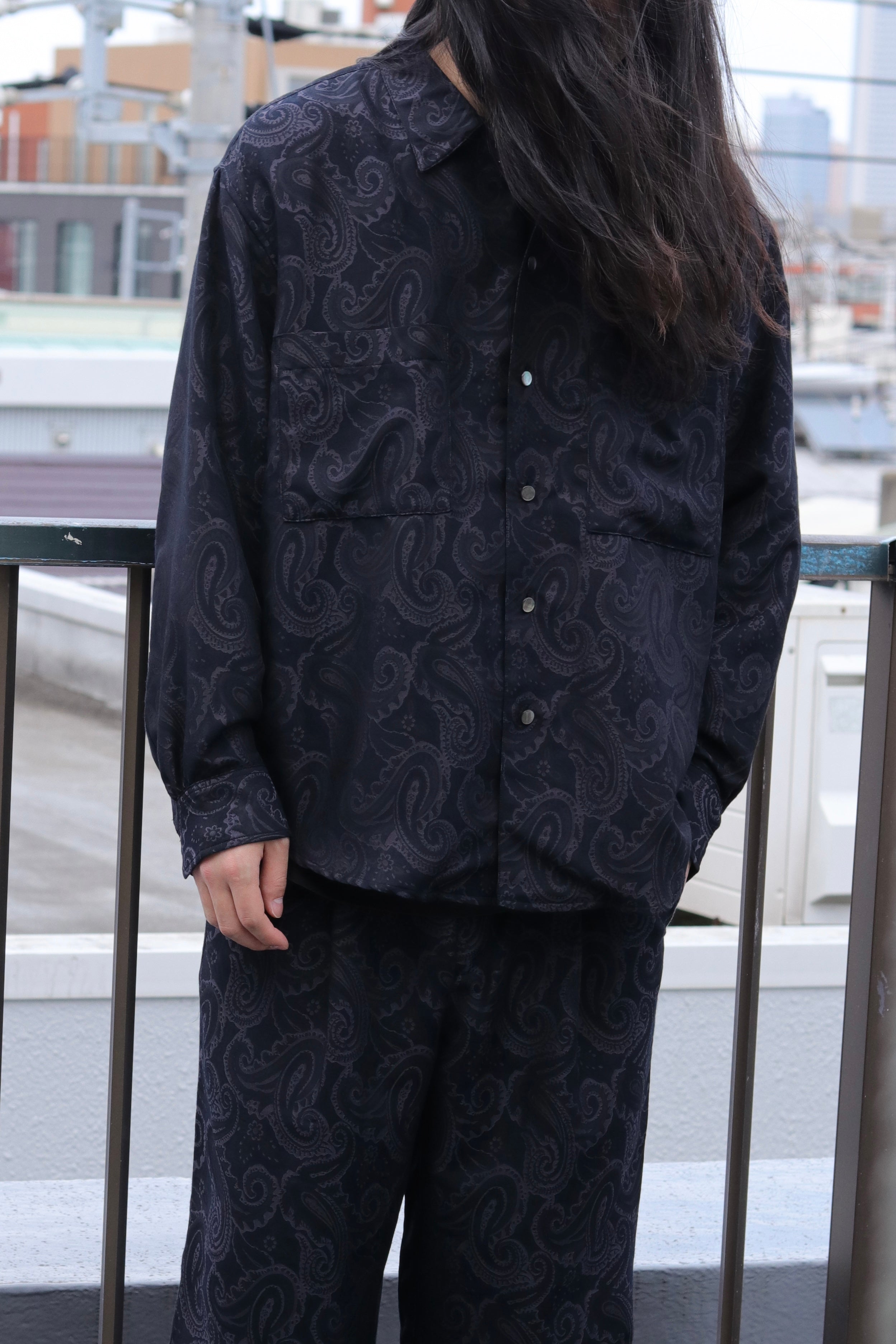 superNova. Split yoke big shirt - Paisley jacquard-Black x Navy
