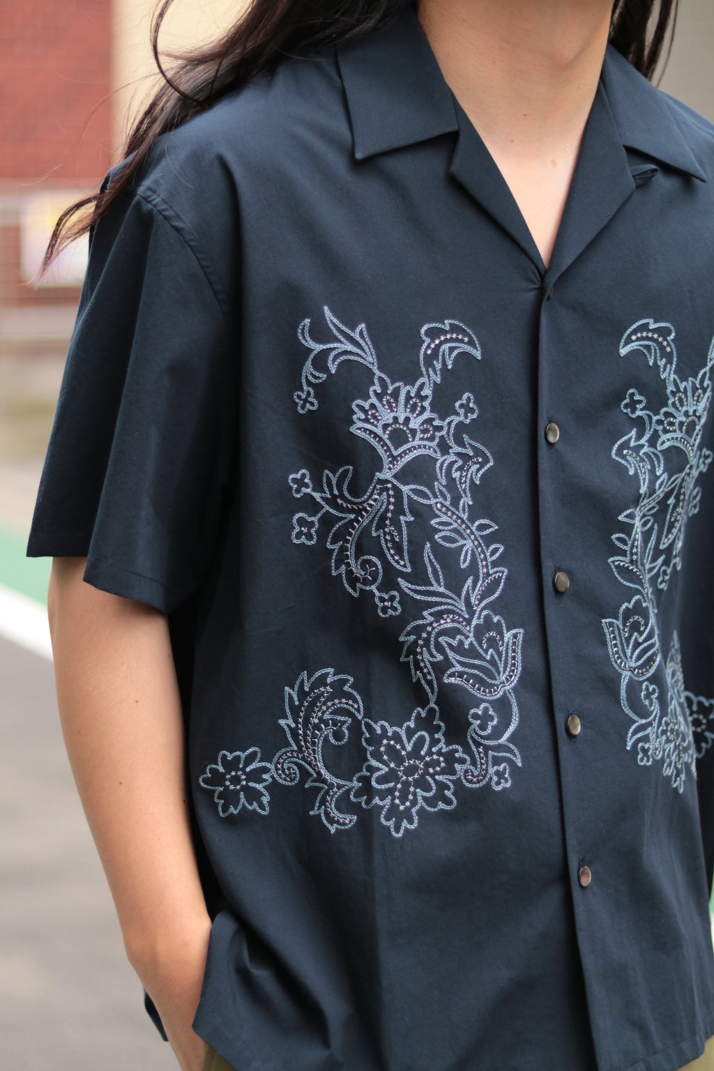 superNova. Aloha shirt - Flower chain embroidery / Navy