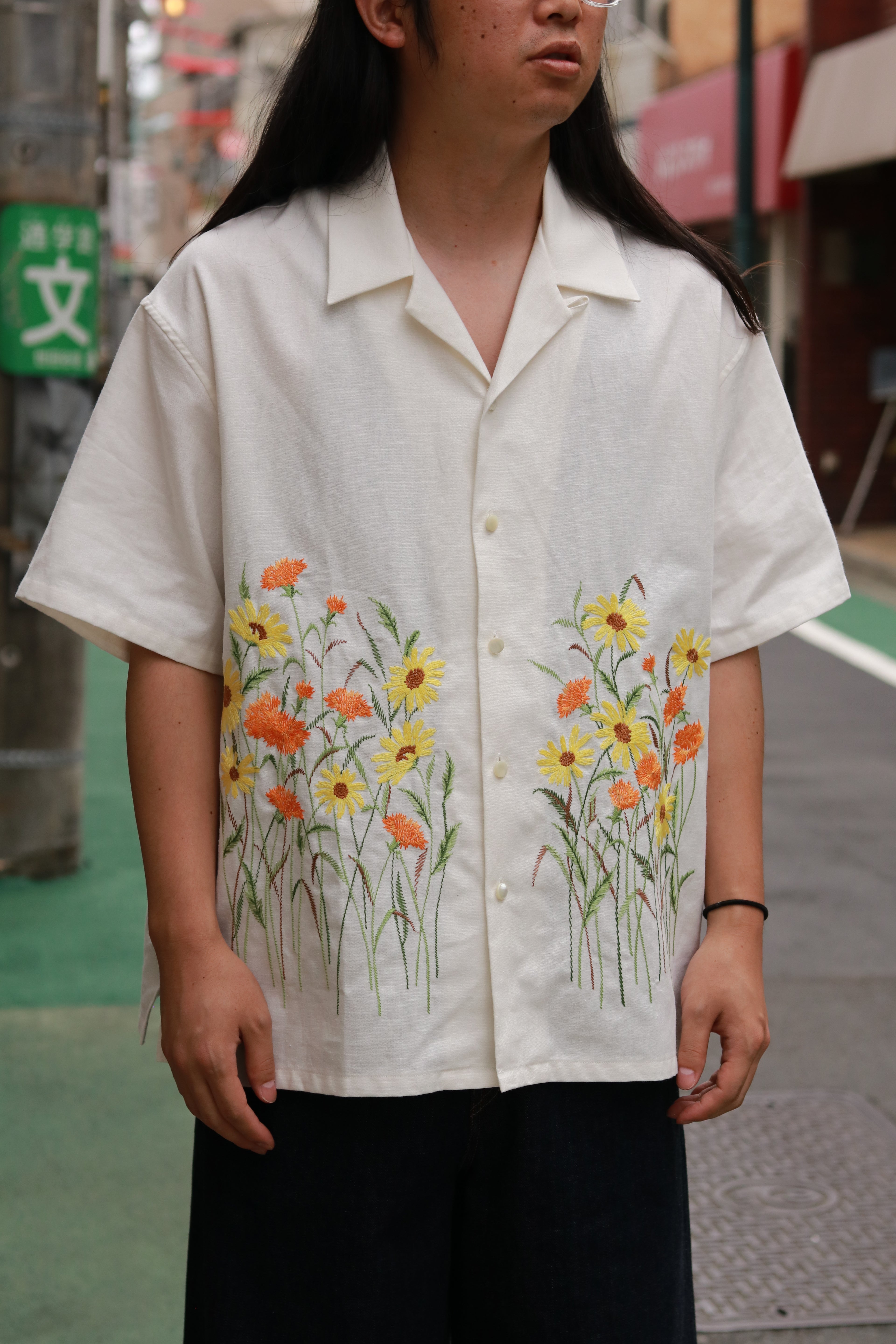 superNova. Aloha shirt - Flower garden embroidery / White