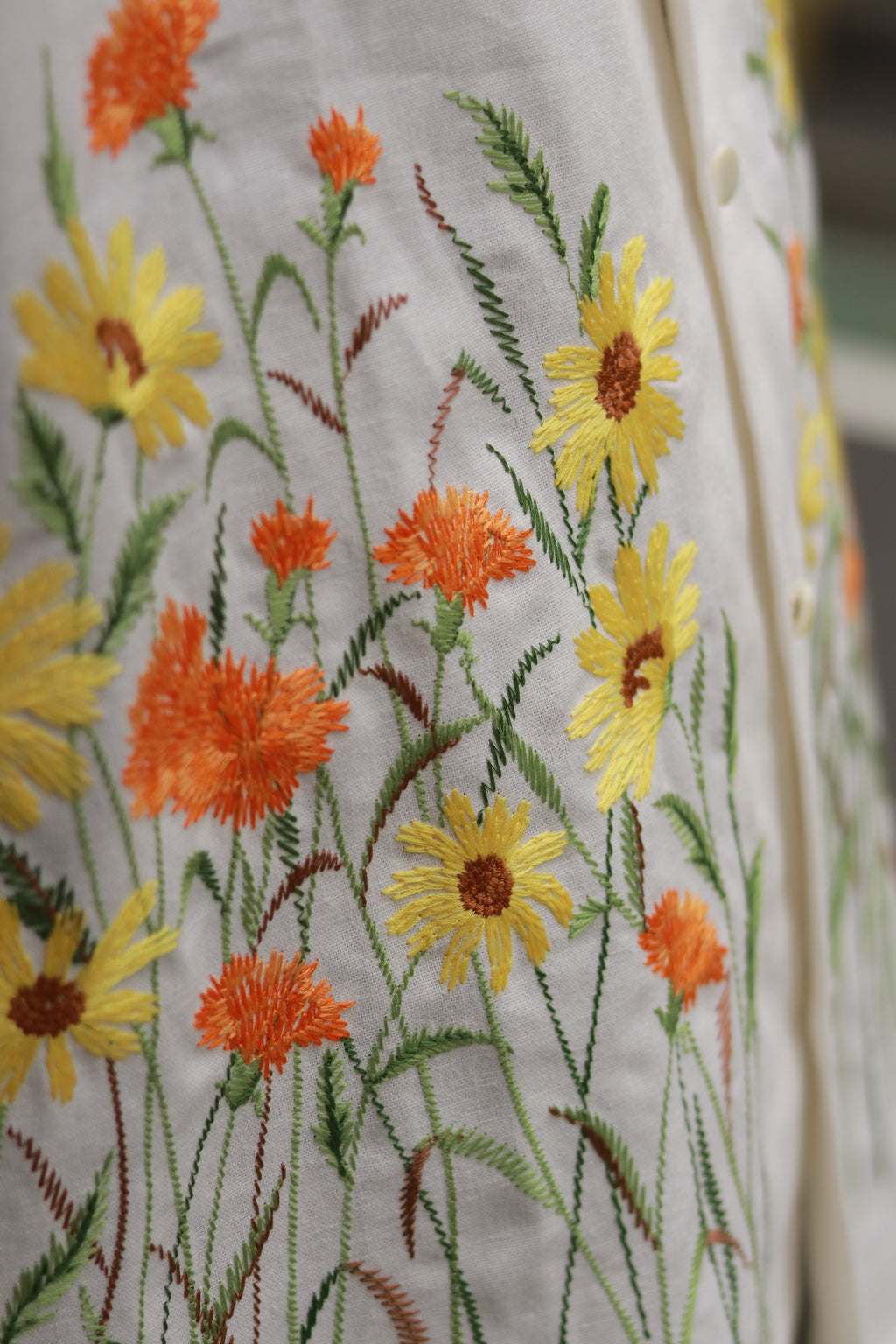 superNova. Aloha shirt - Flower garden embroidery / White