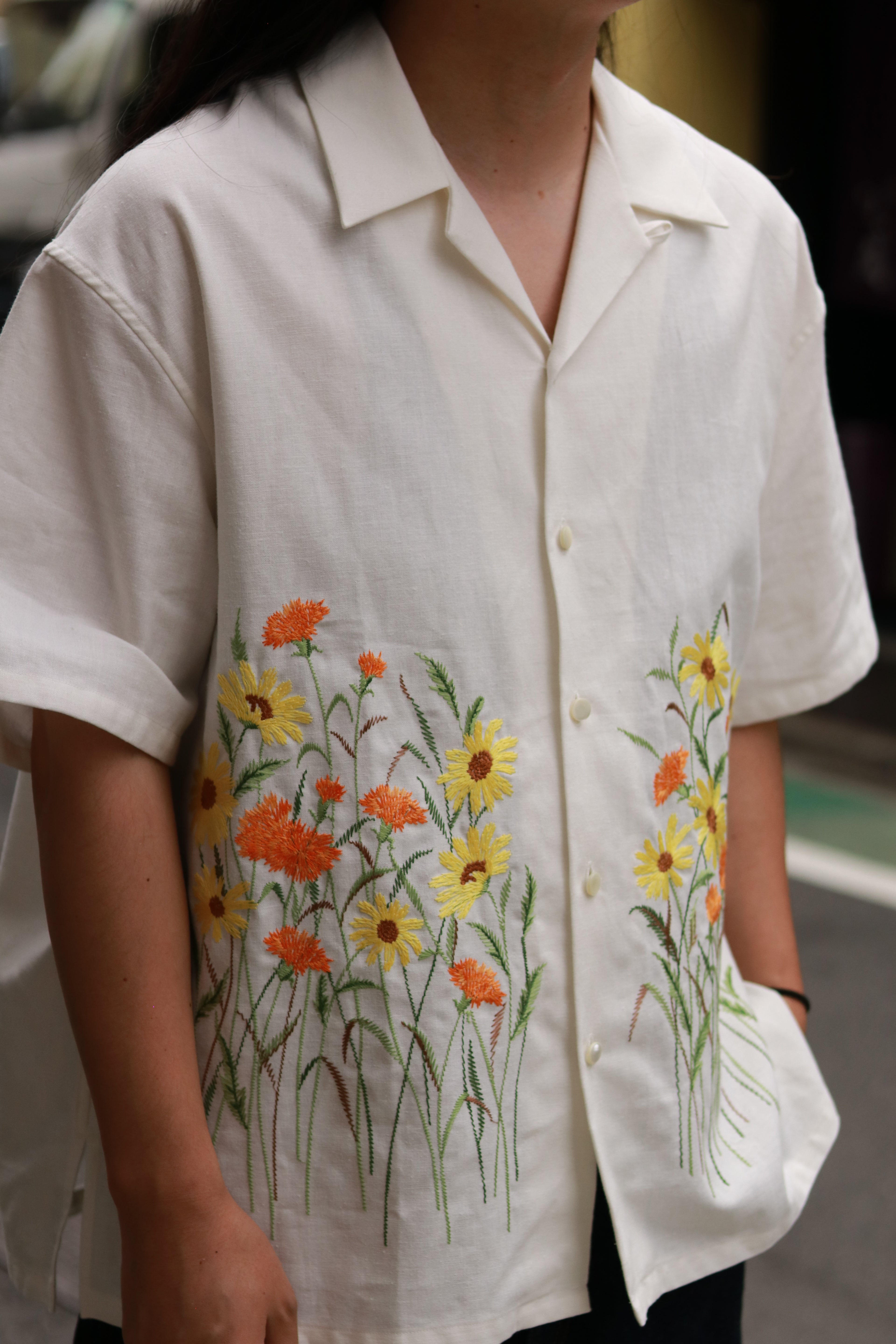 superNova. Aloha shirt - Flower garden embroidery / White