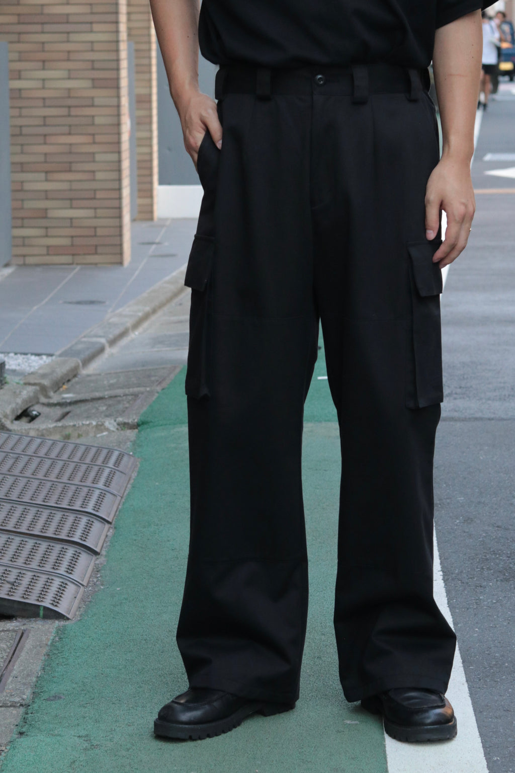 superNova. Neutral cargo pants / Black
