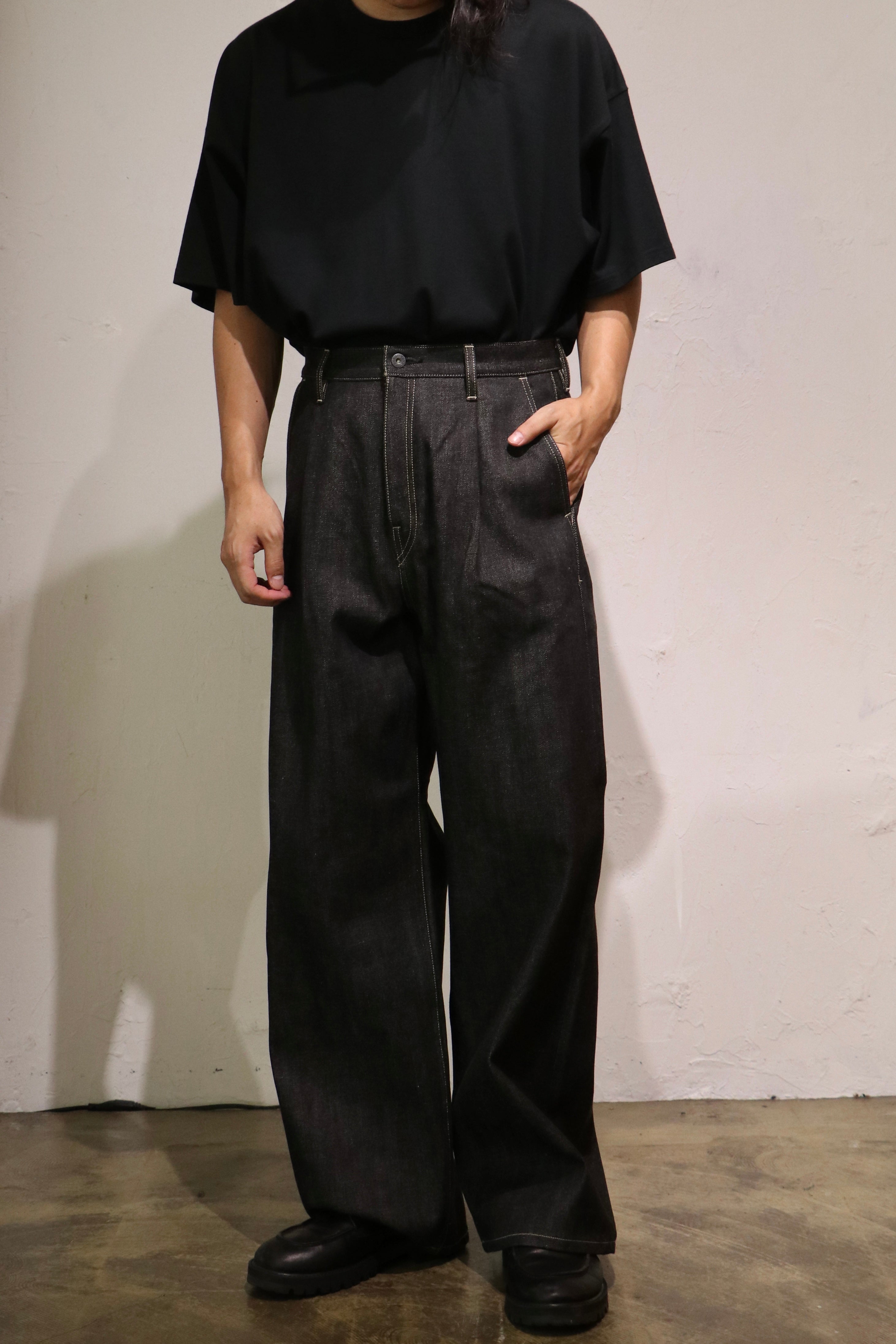 superNova. Wide selvedge jeans - Rigid denim / Black