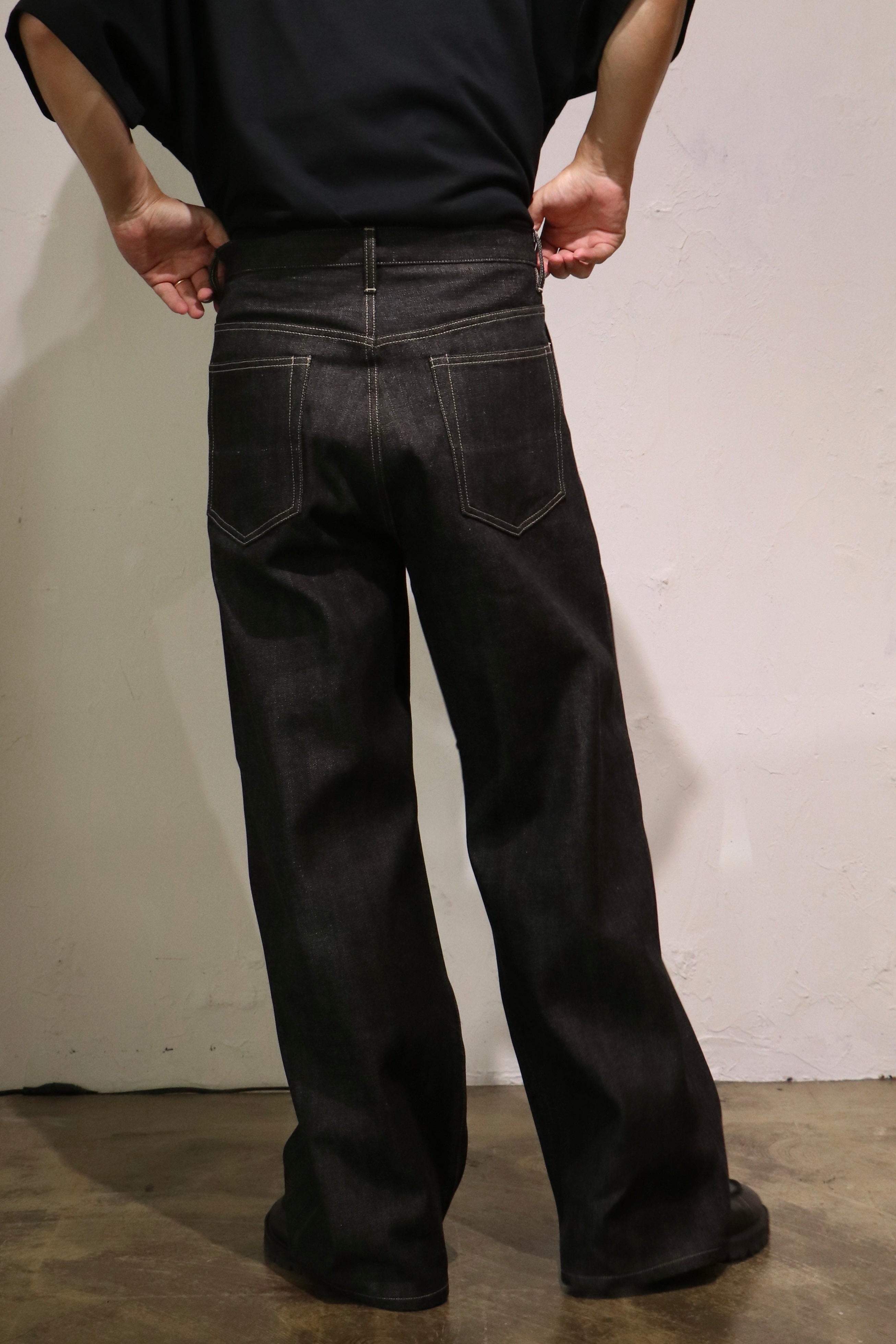 superNova. Wide selvedge jeans - Rigid denim / Black