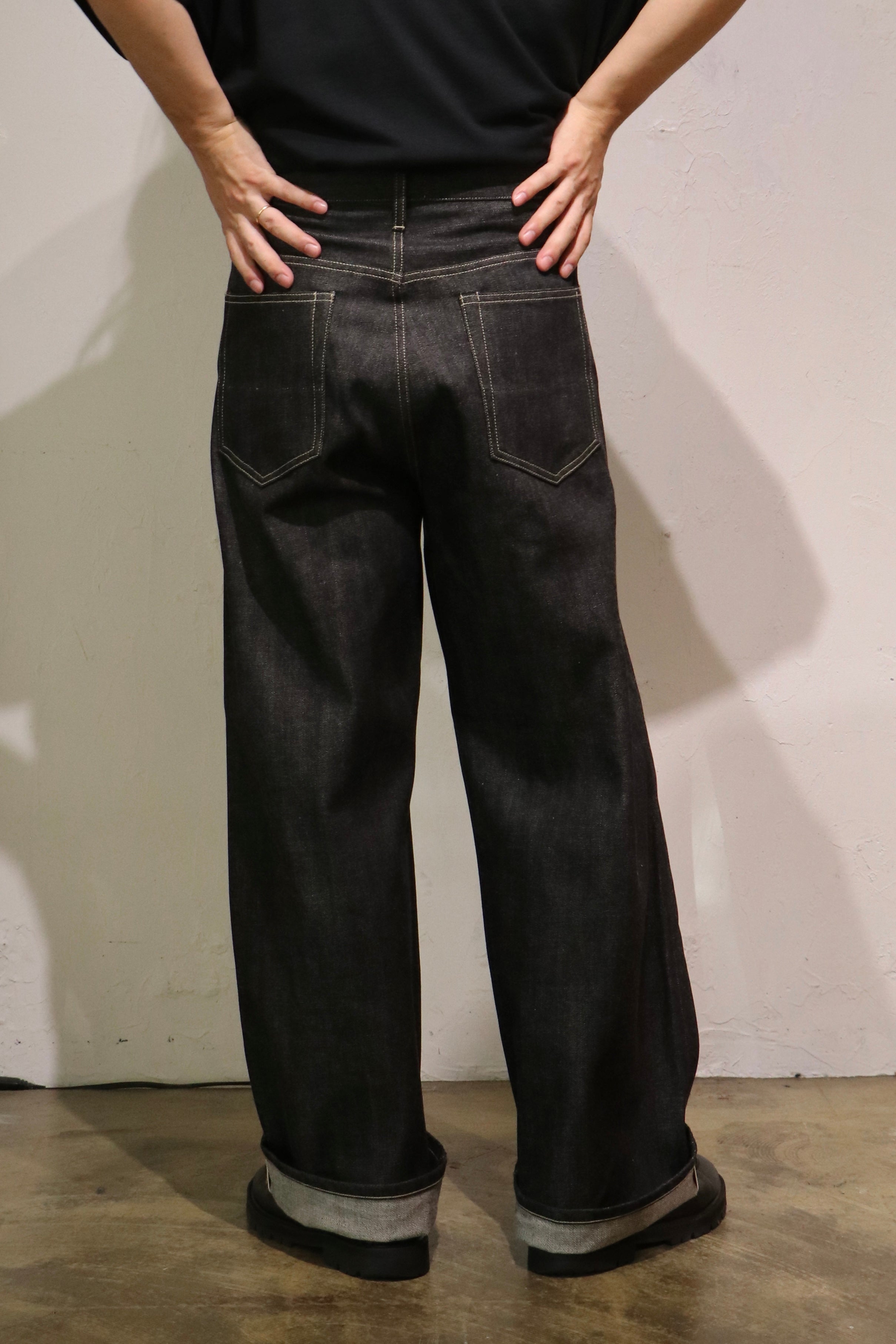 superNova. Wide selvedge jeans - Rigid denim / Black