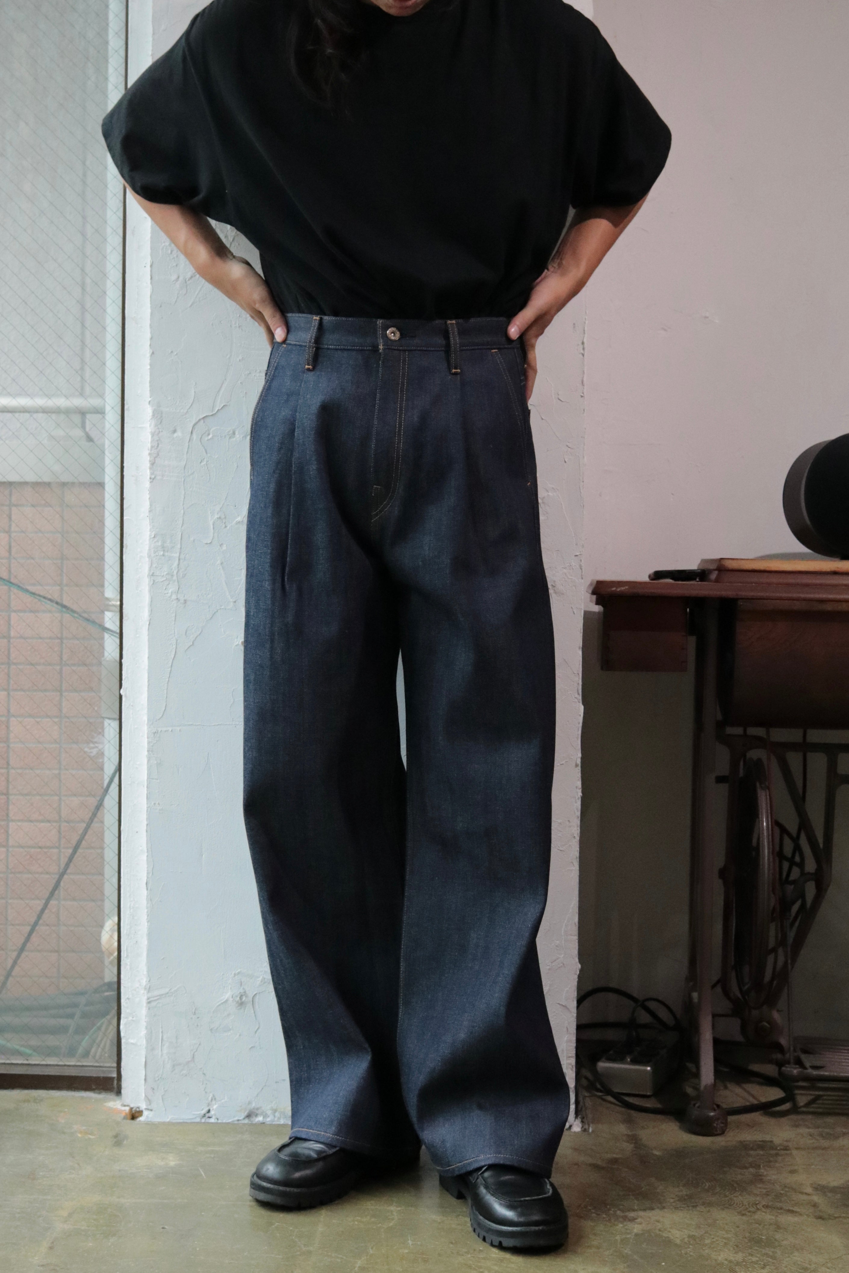 superNova. Wide selvedge jeans - Rigid denim / Indido
