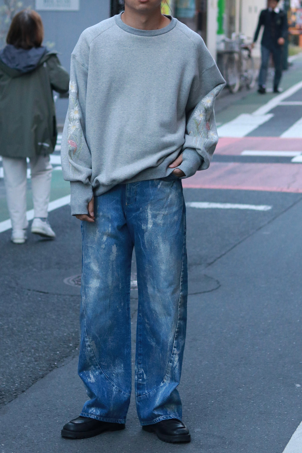 superNova. Ex.Embroidery crew sweat / Gray