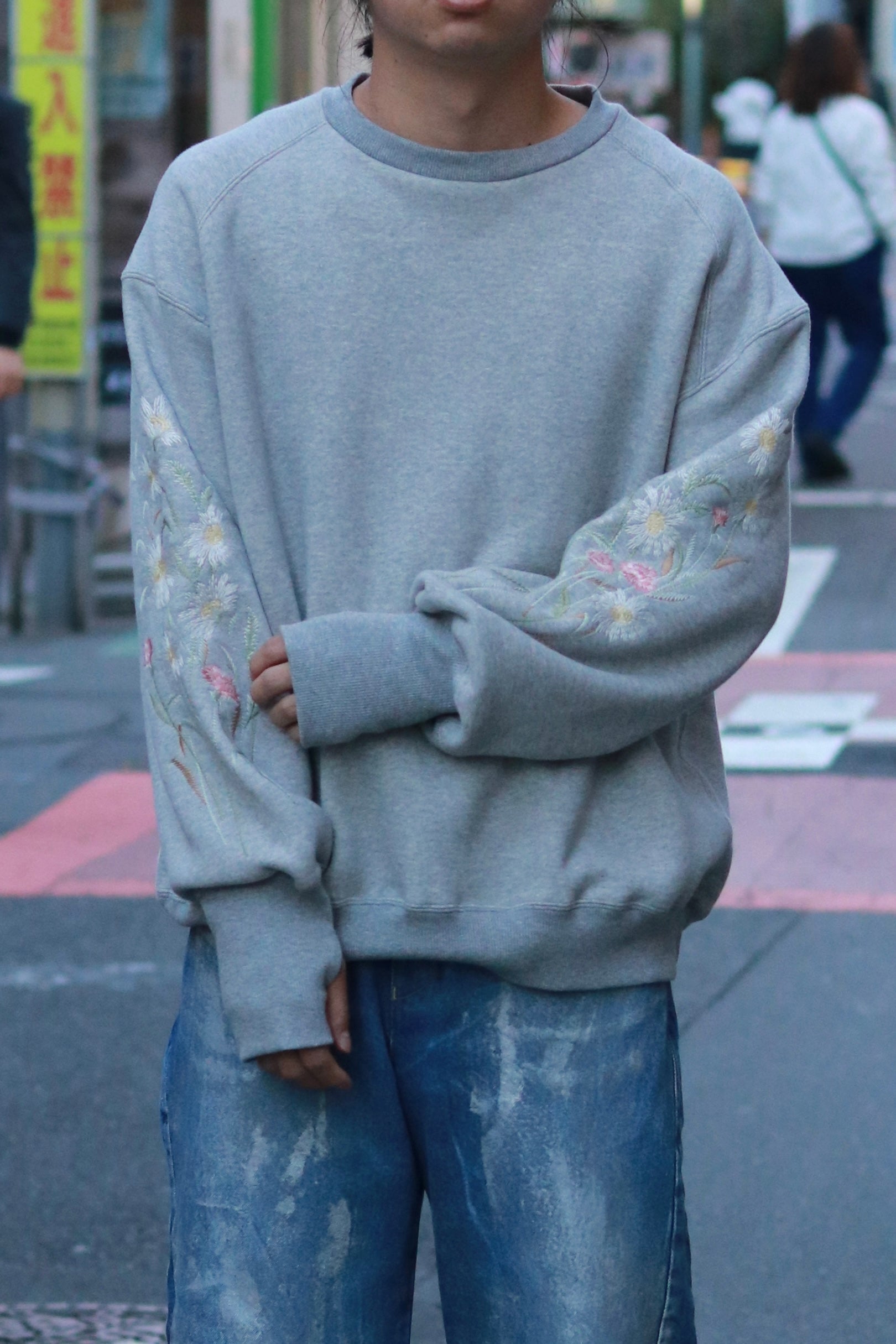 superNova. Ex.Embroidery crew sweat / Gray