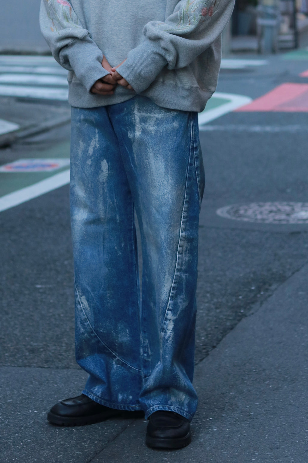 encode Prototype 3D jeans - SILVER PAINTING / Indigo