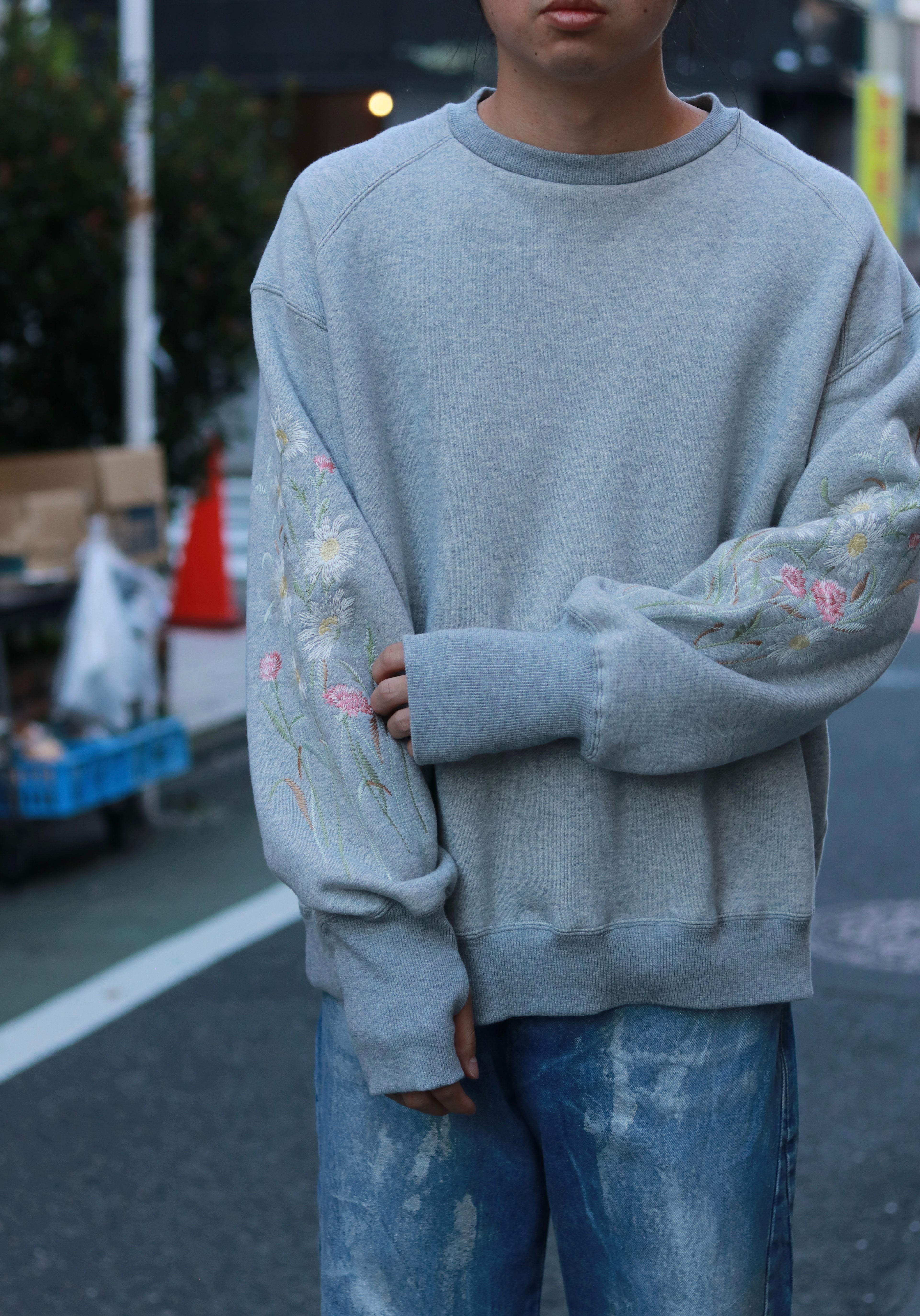 superNova. Ex.Embroidery crew sweat / Gray