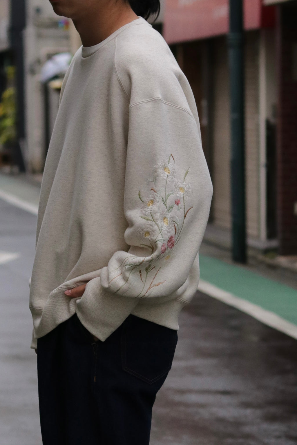 superNova. Embroidery crew sweat / Oatmeal