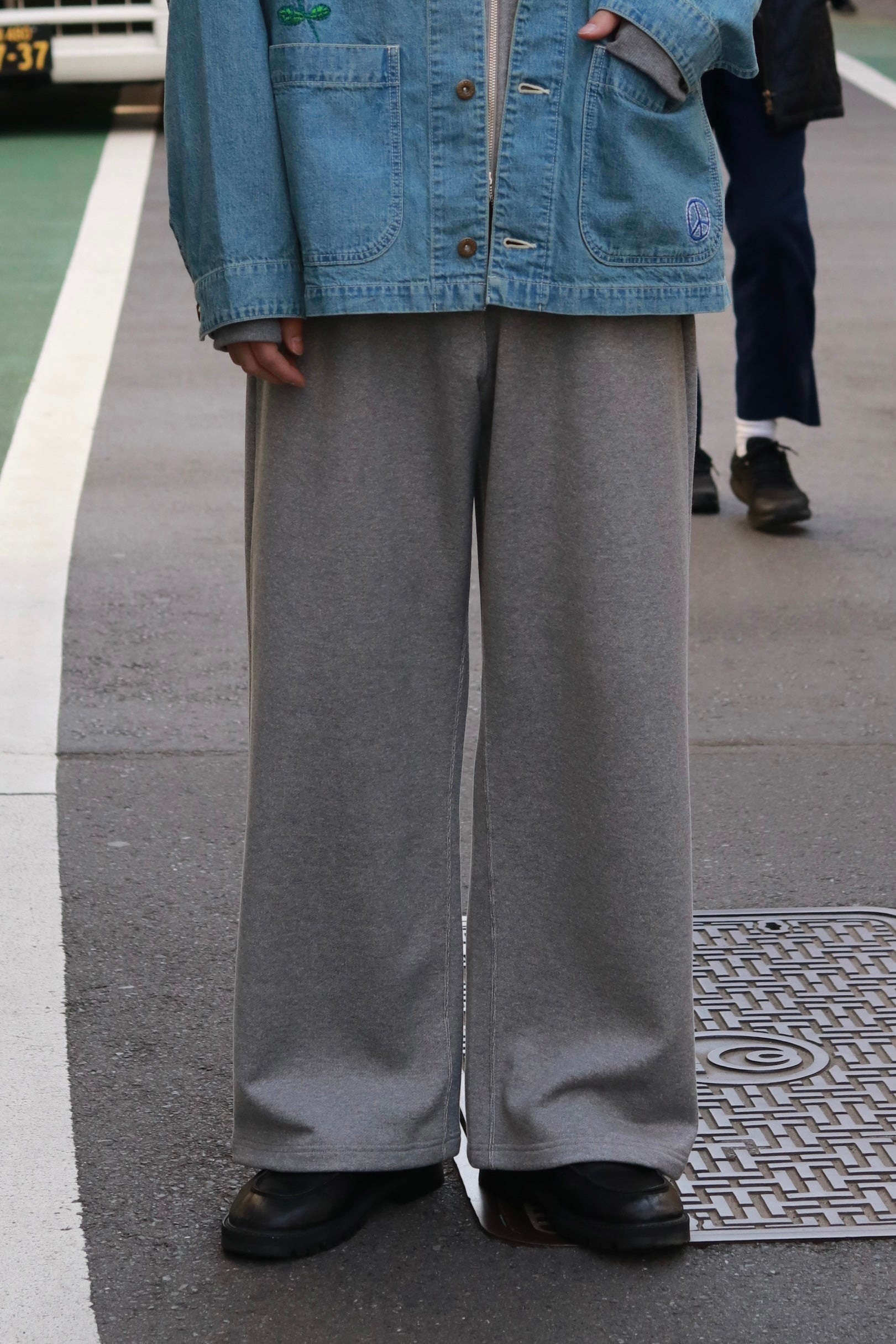 superNova. Wide sweat pant / Gray
