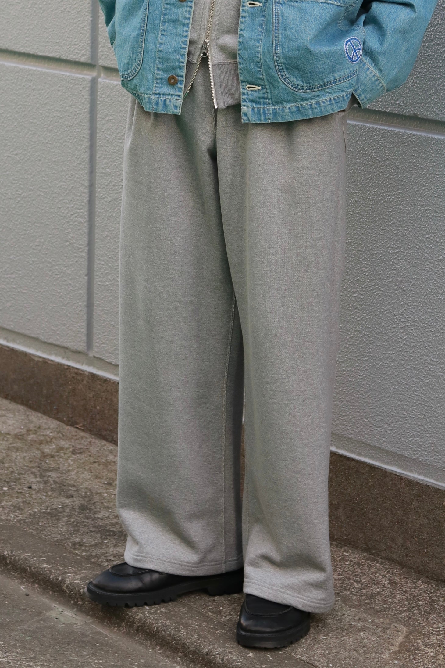 superNova. Wide sweat pant / Gray