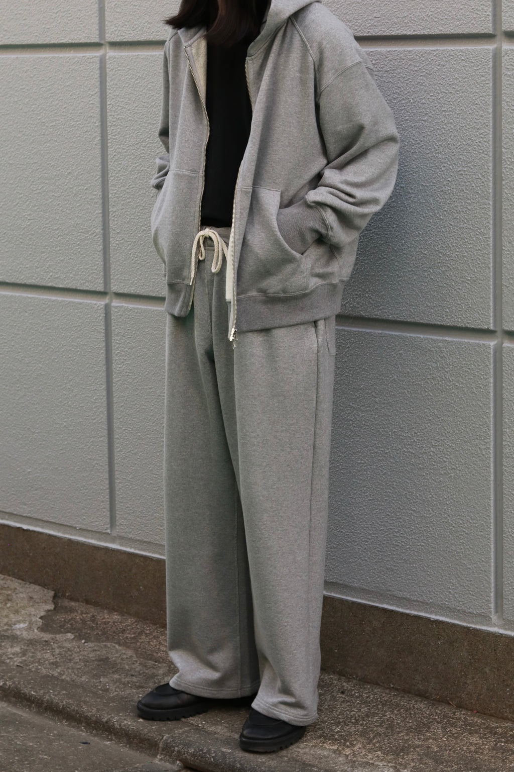 superNova. Wide sweat pant / Gray