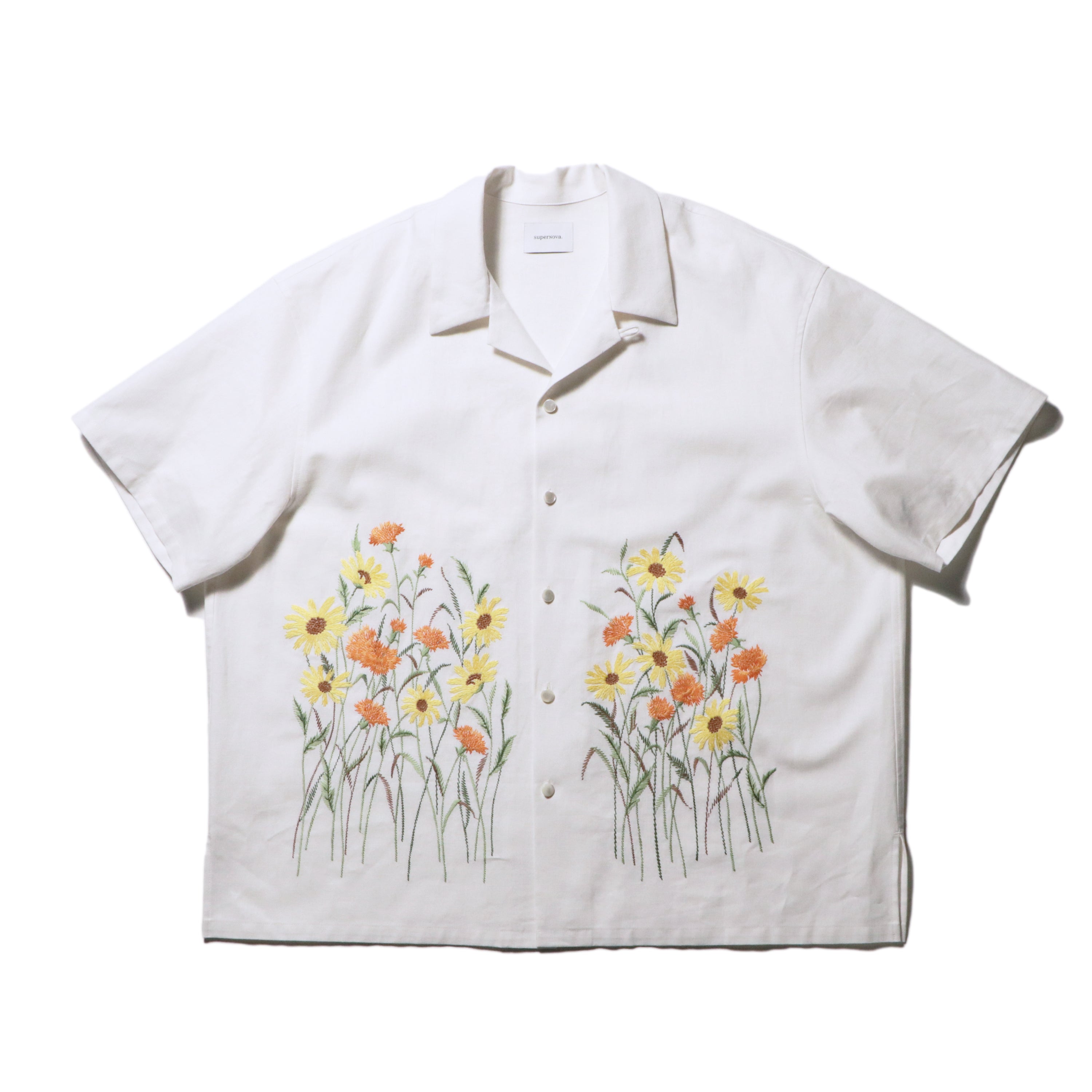 superNova. Aloha shirt - Flower garden embroidery / White