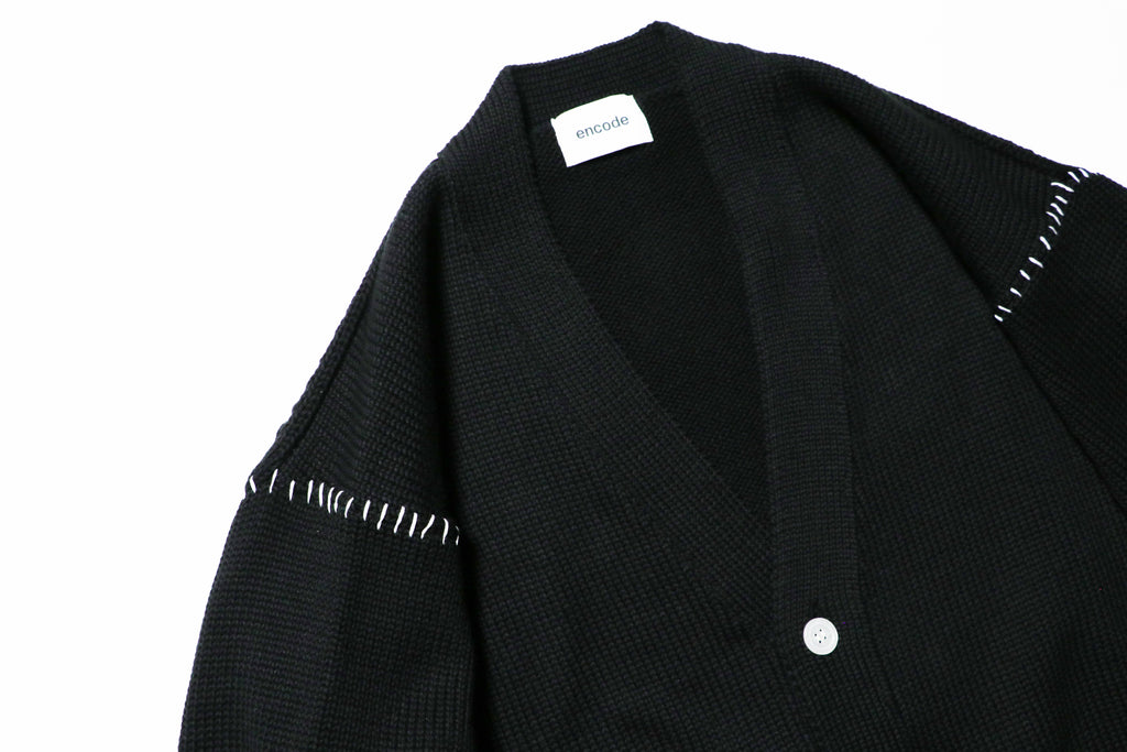 encode HAND-STITCHED KNIT CARDIGAN / Black