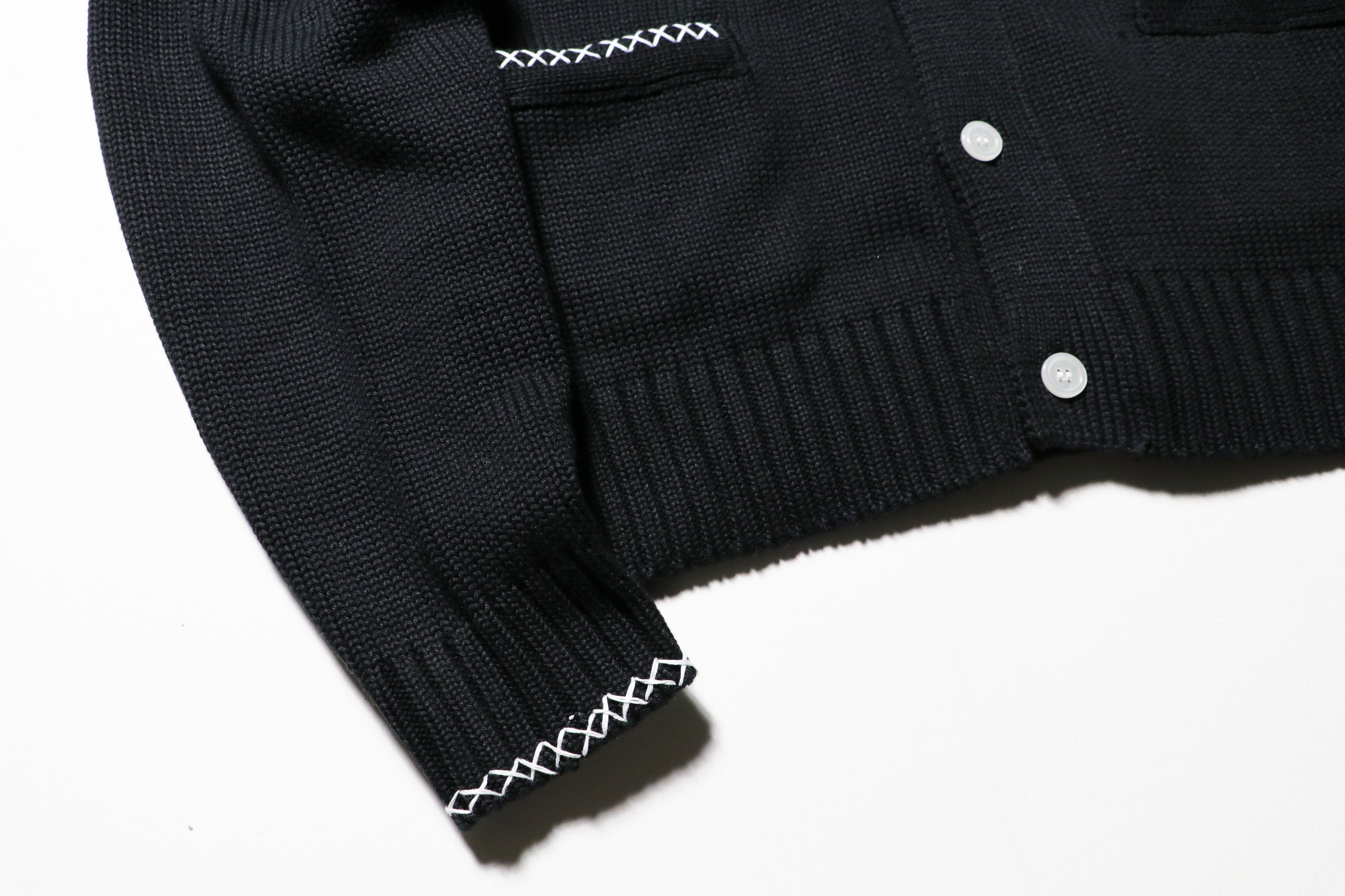 encode HAND-STITCHED KNIT CARDIGAN / Black